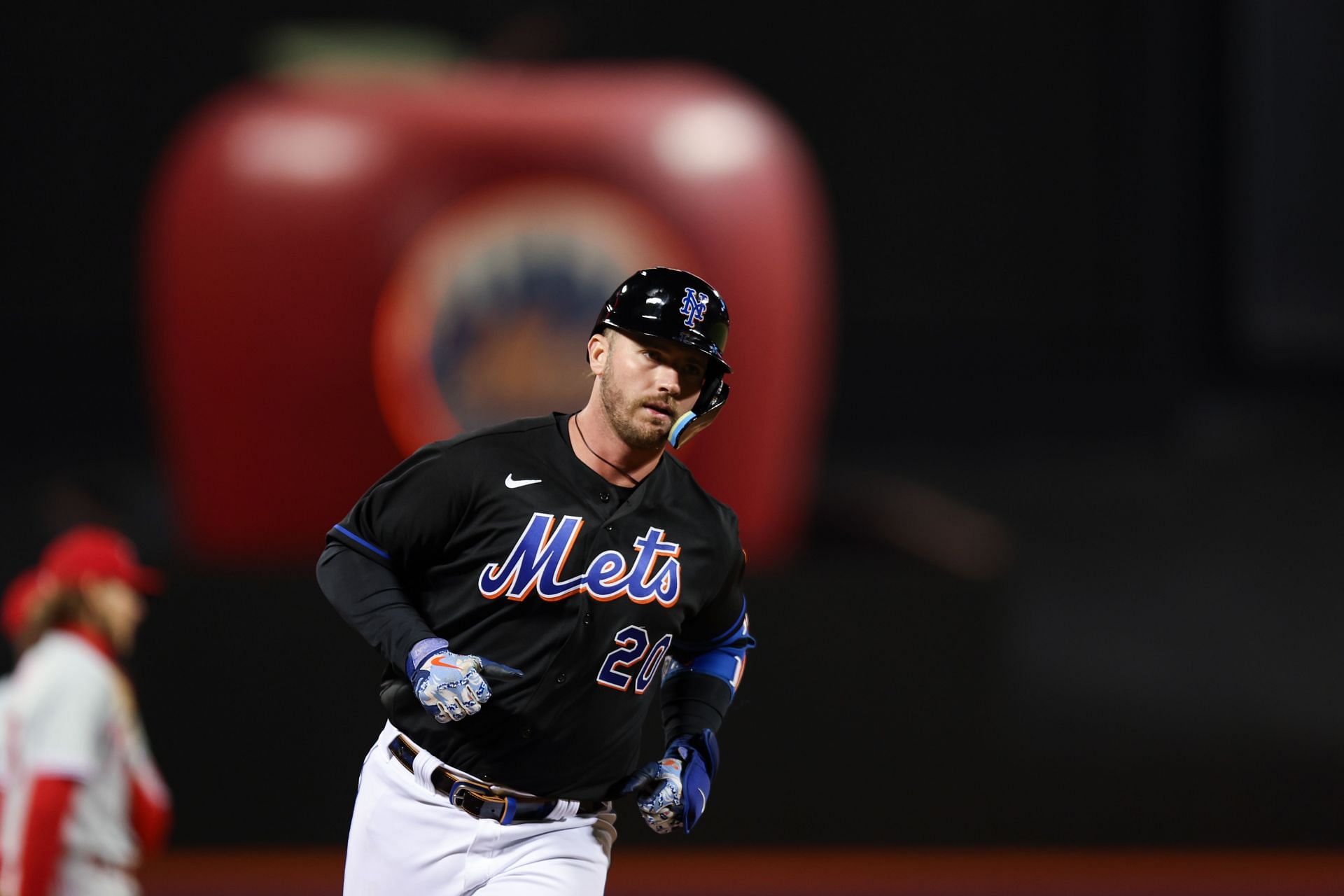 Pete Alonso rounds the bases after a home run in a Philadelphia Phillies v New York Mets game.