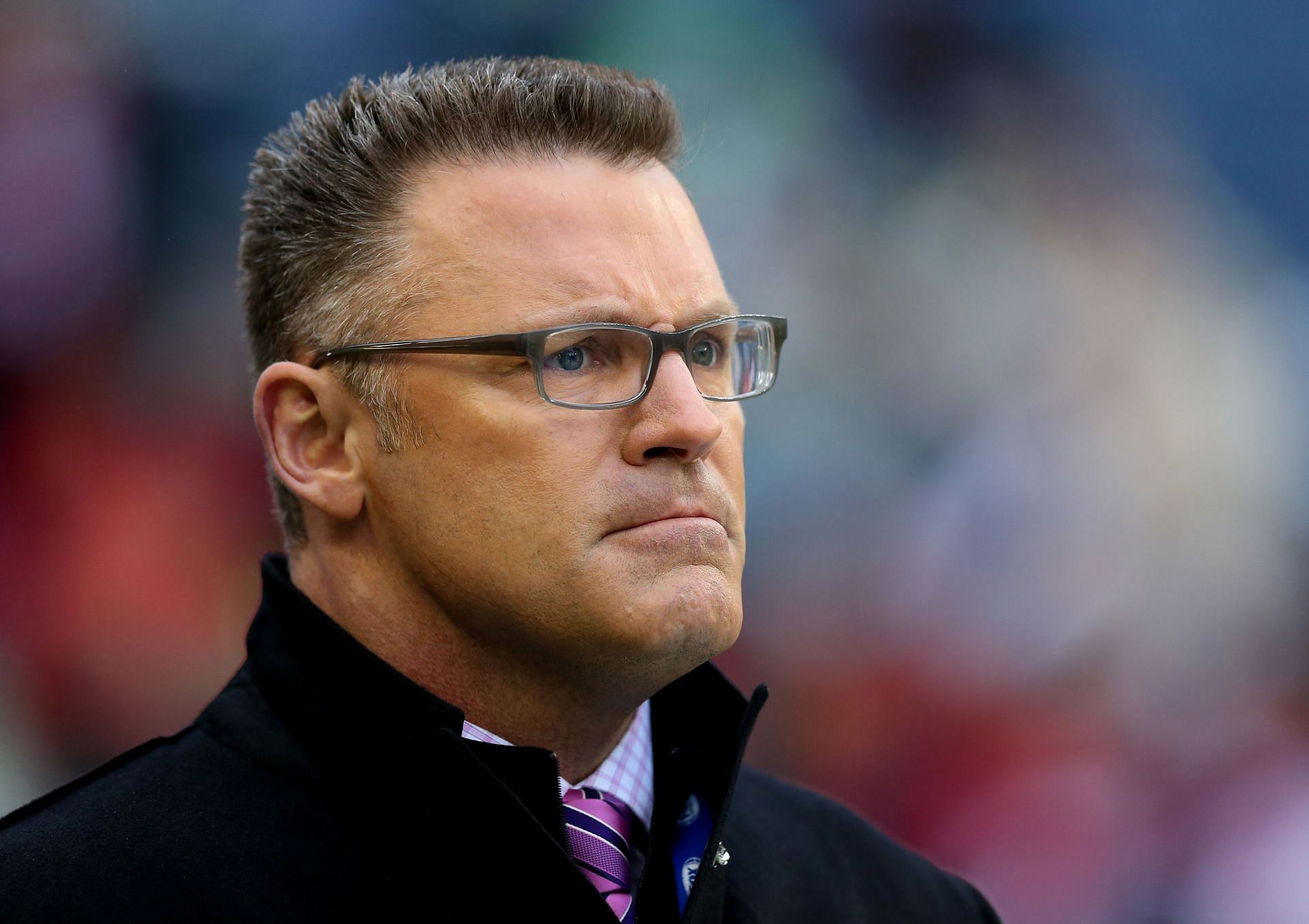 Hall of Fame defensive end Howie Long