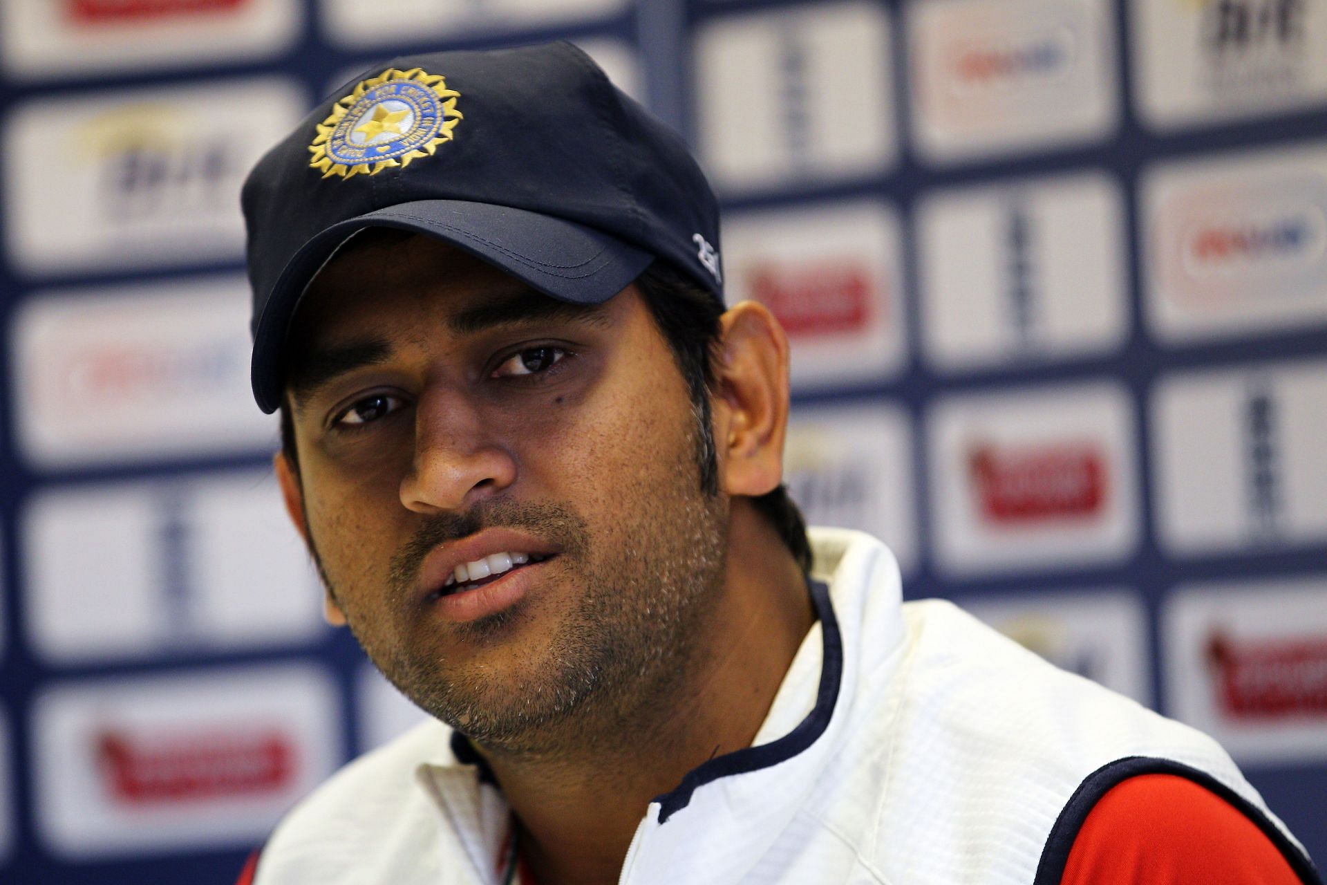 Vivek Razdan narrates endearing story of young MS Dhoni volunteering to ...