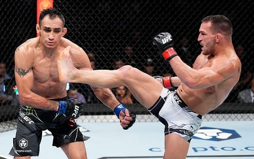 Michael Chandler produced a highlight moment for the ages in his battle with Tony Ferguson