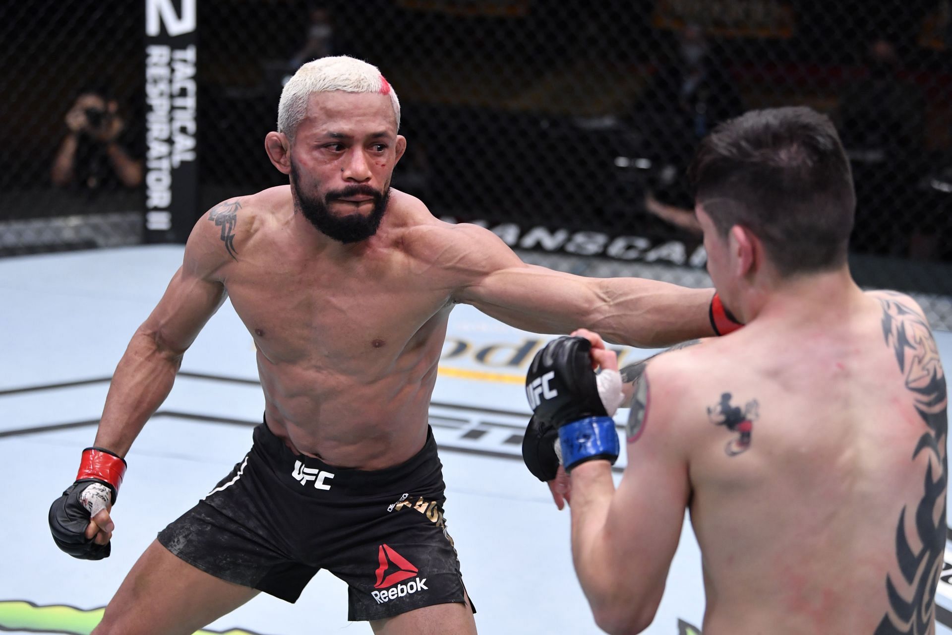 Deiveson Figueiredo&#039;s first clash with Brandon Moreno was one of the few examples of a point deduction affecting a result