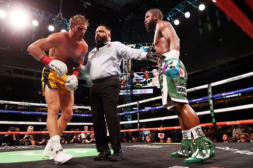 Floyd Mayweather v Logan Paul at the Hard Rock Stadium