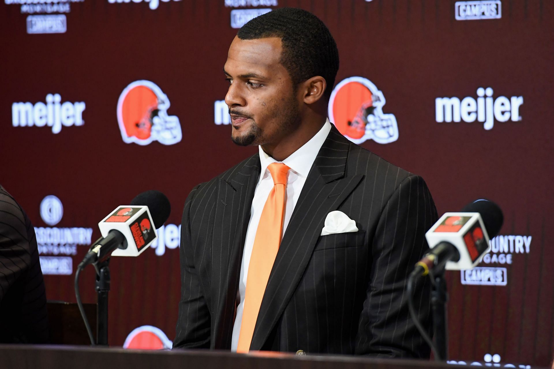 Cleveland Browns quarterback Deshaun Watson addressing the media