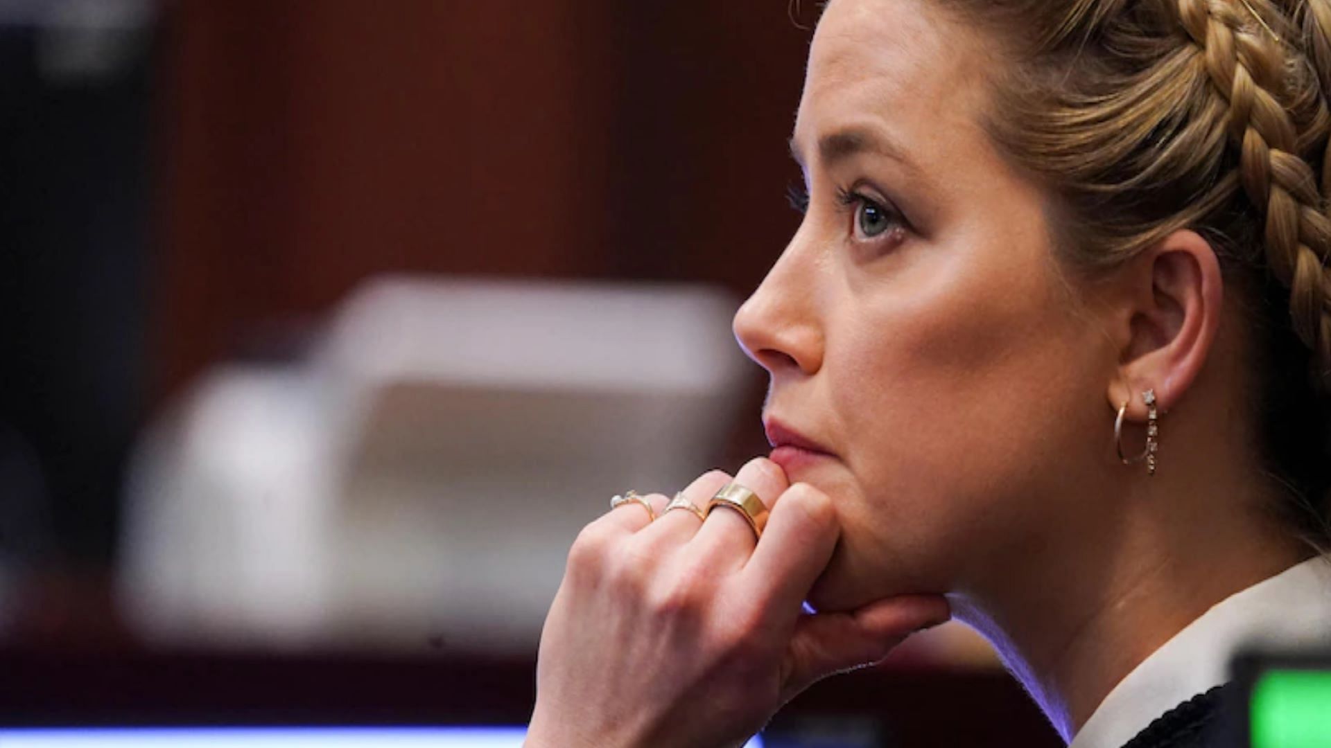 Amber Heard in the trial (Image via Shawn Thew)