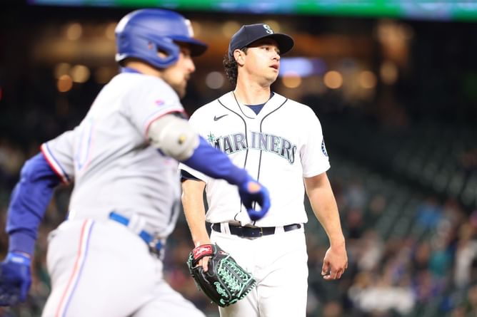 "I think the Mariners are the best team in the AL West" - MLB insider Jeff Passan jinxes Seattle Mariners; team is 1-6 since his praise