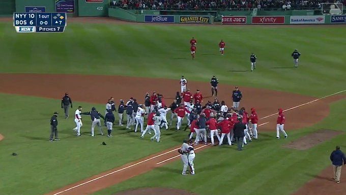 Punches thrown as Yankees-Red Sox rivalry heats up over aggressive