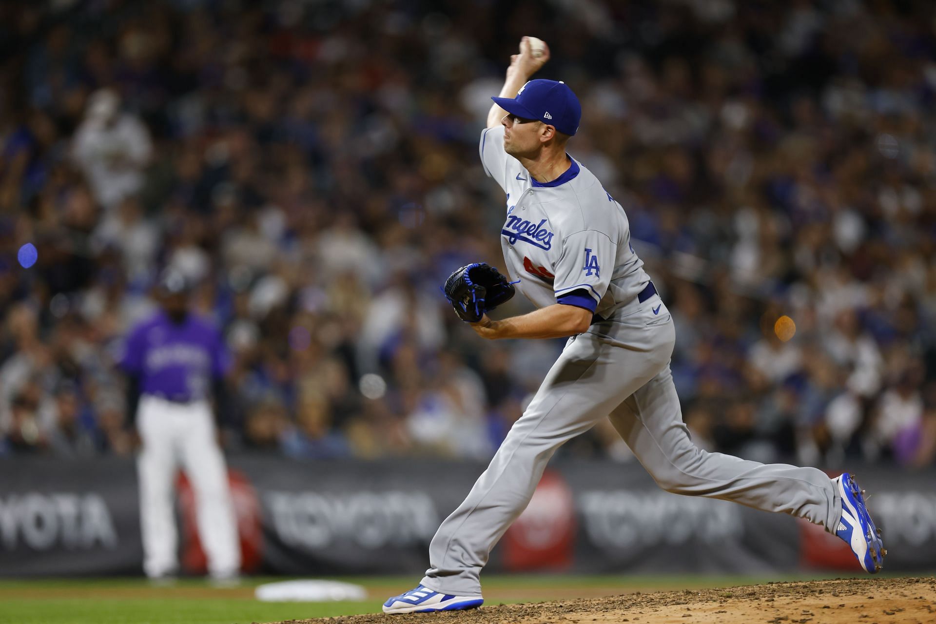 Dodgers News: Tommy Kahnle Lands on Injured List Again - Inside the Dodgers