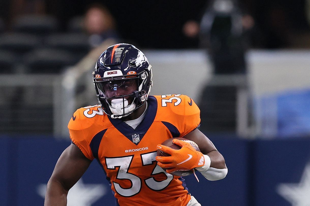 Javonte Williams in action for the Denver Broncos