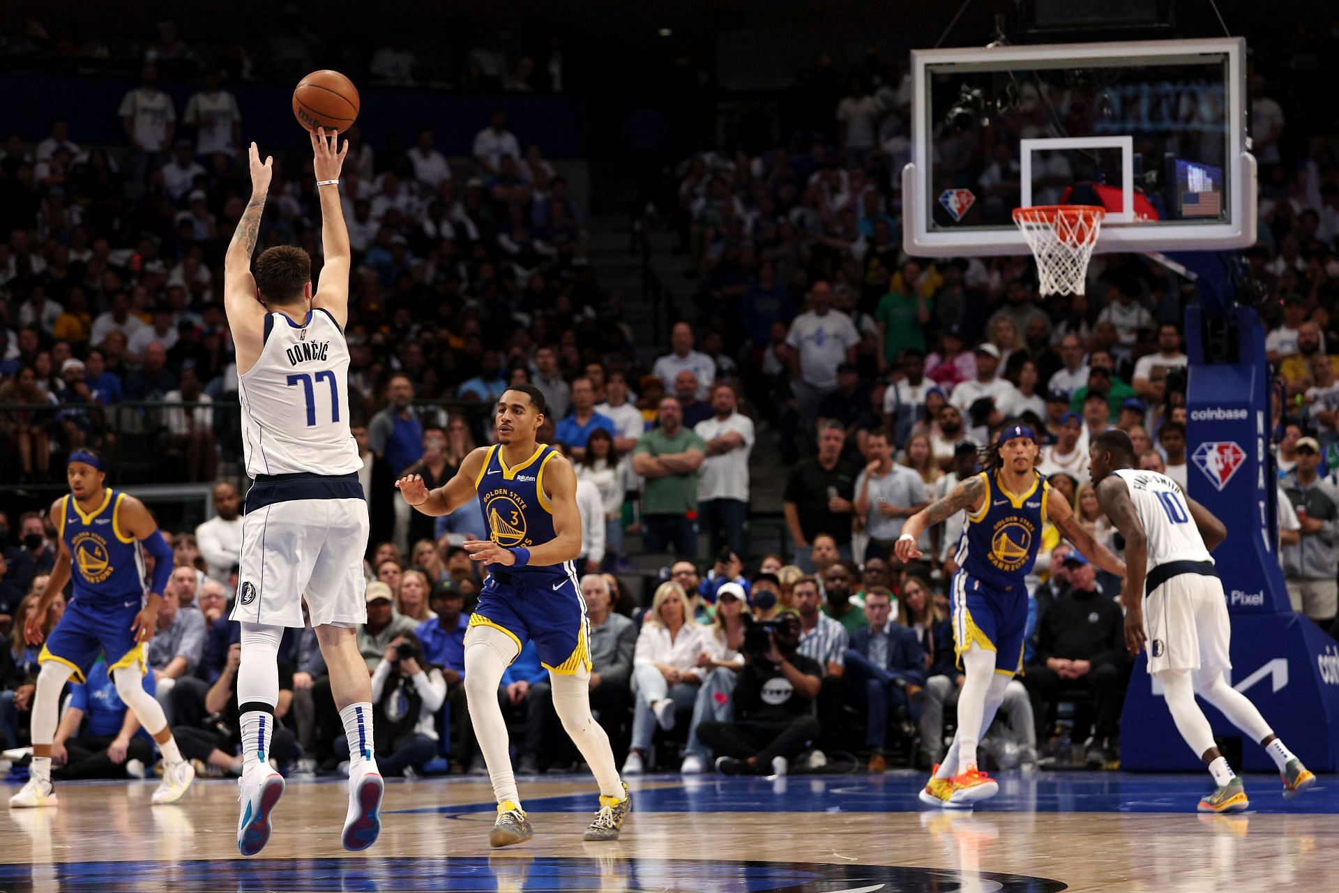 Luka Doncic can make incredible shots, but his playmaking to create open shots for his teammates led to the win in Dallas on Tuesday.