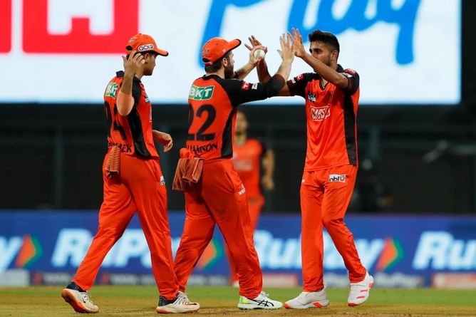 Who won yesterday's IPL match 2022, MI vs SRH - Match 65?