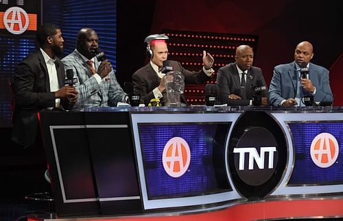 Shaquille O'Neal (second from left) and on TNT show Inside The NBA's studio