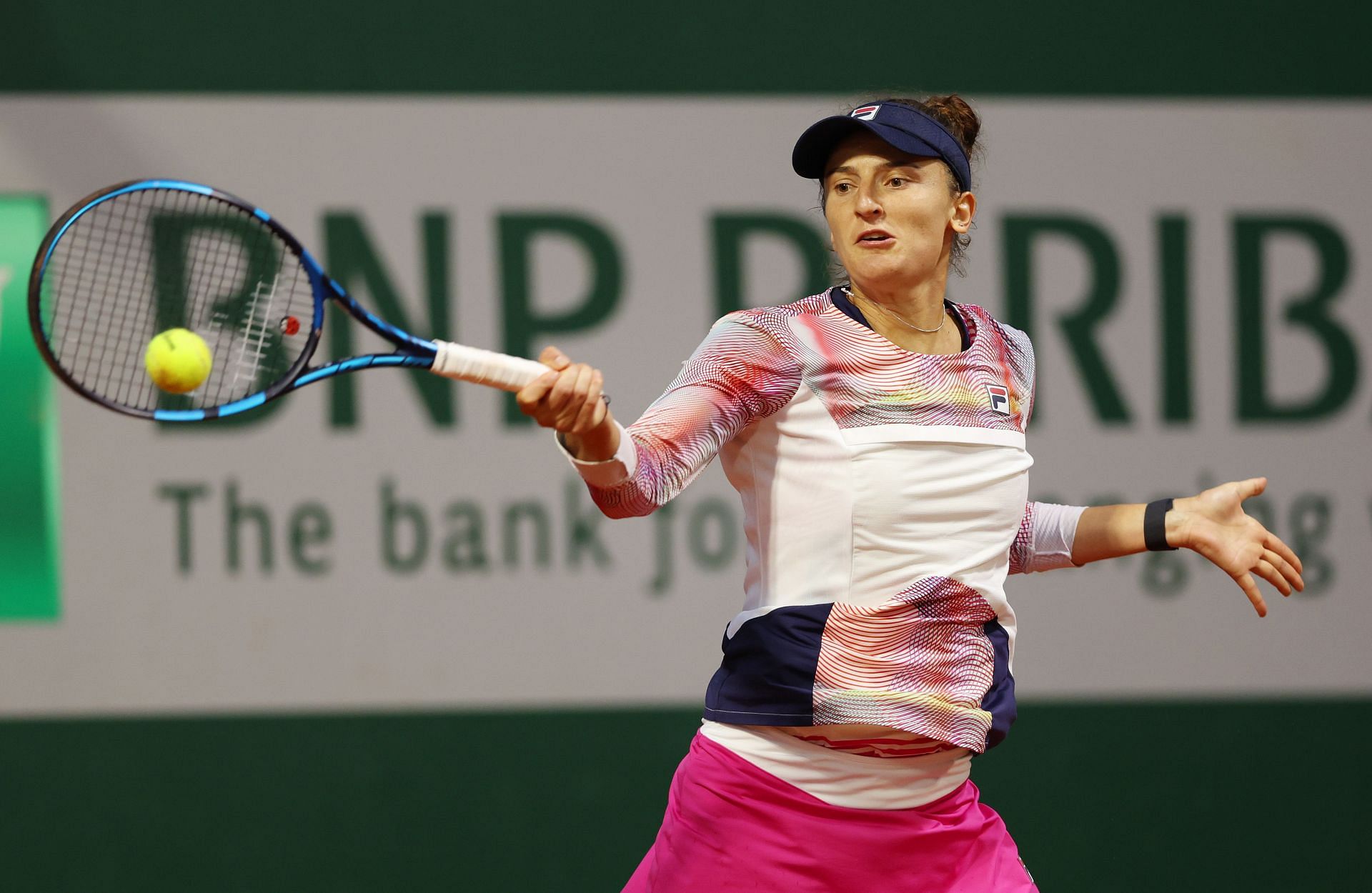 Irina-Camelia Begu in action at the 2022 French Open