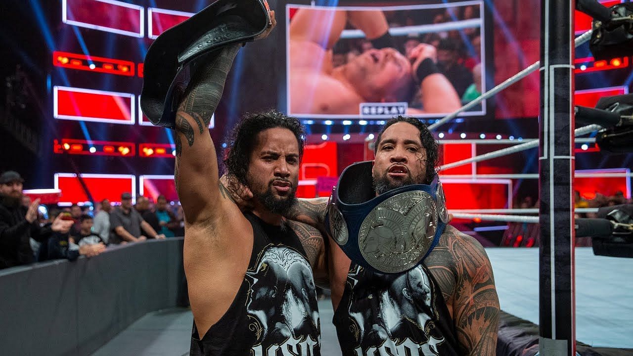 SmackDown Tag Team Champions, The Usos