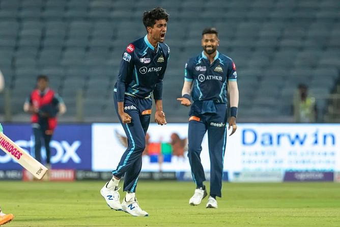 डेब्यू IPL मैच में शानदार प्रदर्शन के बाद गुजरात टाइटंस के गेंदबाज ने व्यक्त की अपनी प्रतिक्रिया