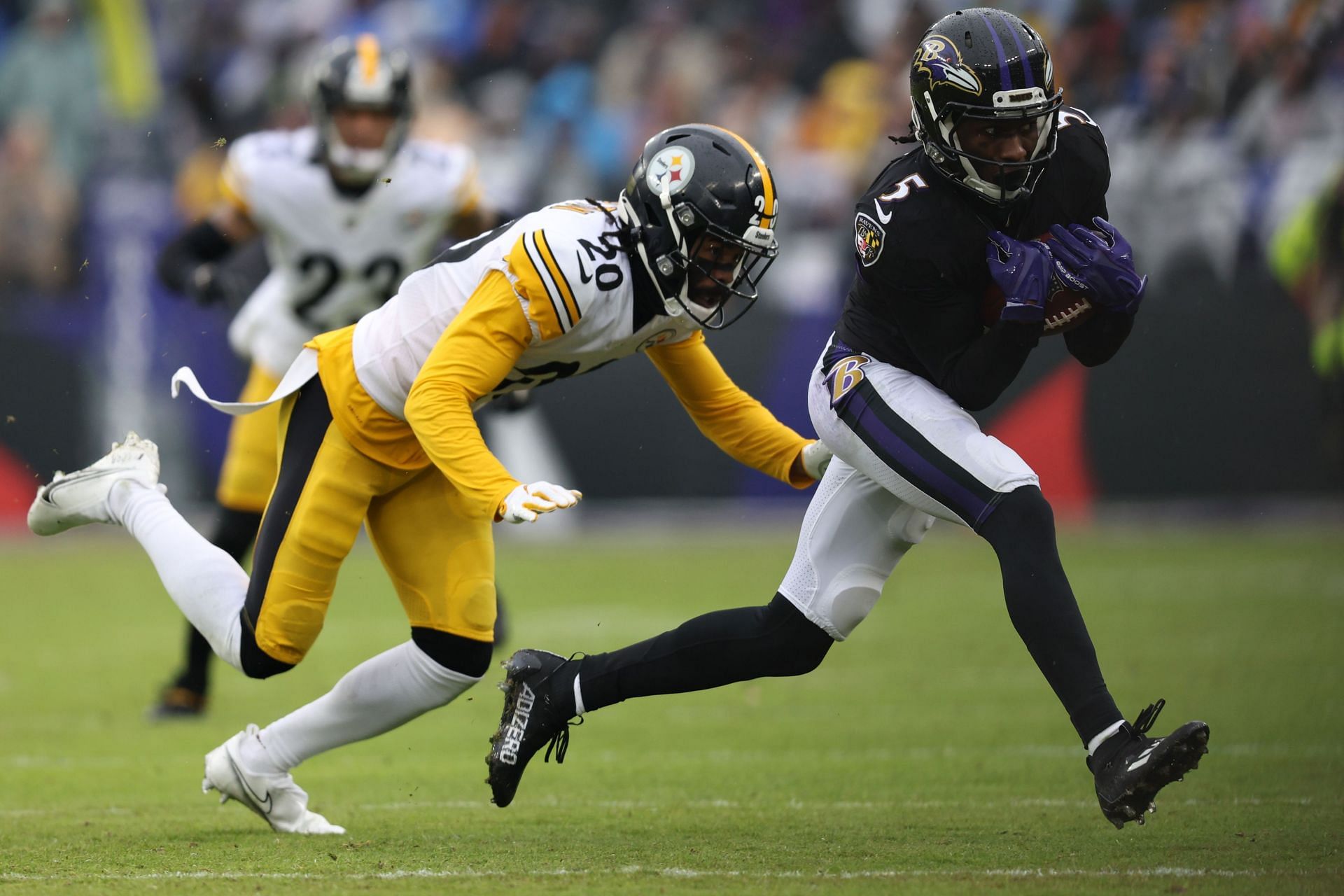 Pittsburgh Steelers v Baltimore Ravens