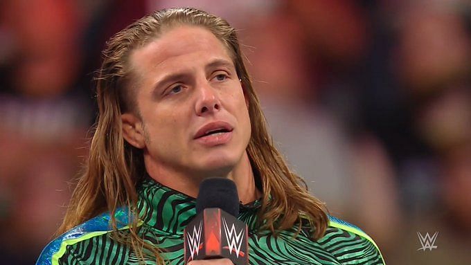 Riddle bersumpah untuk membalas dendam pada SmackDown Superstar