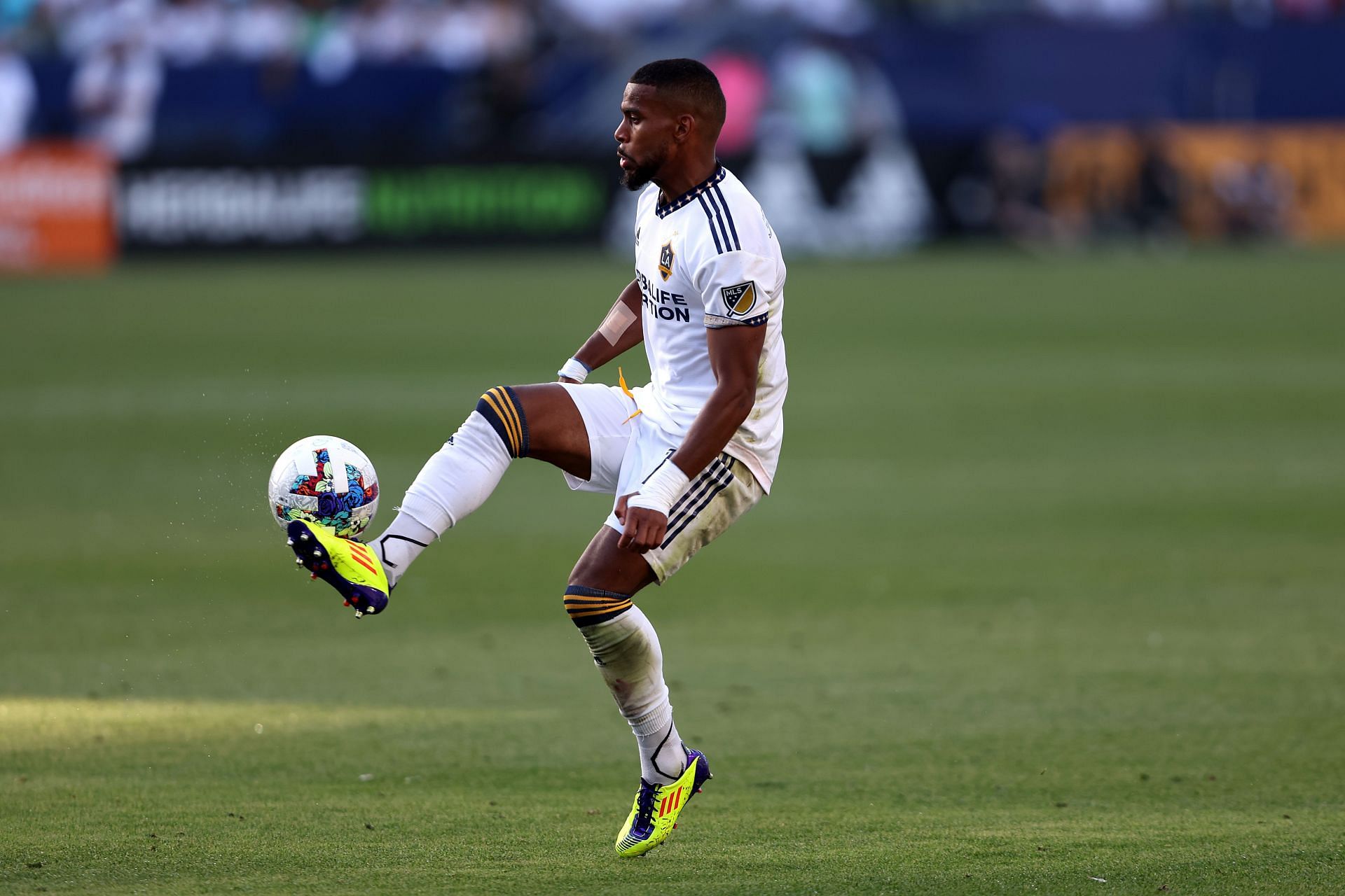 LA Galaxy face Dallas in the MLS on Saturday.