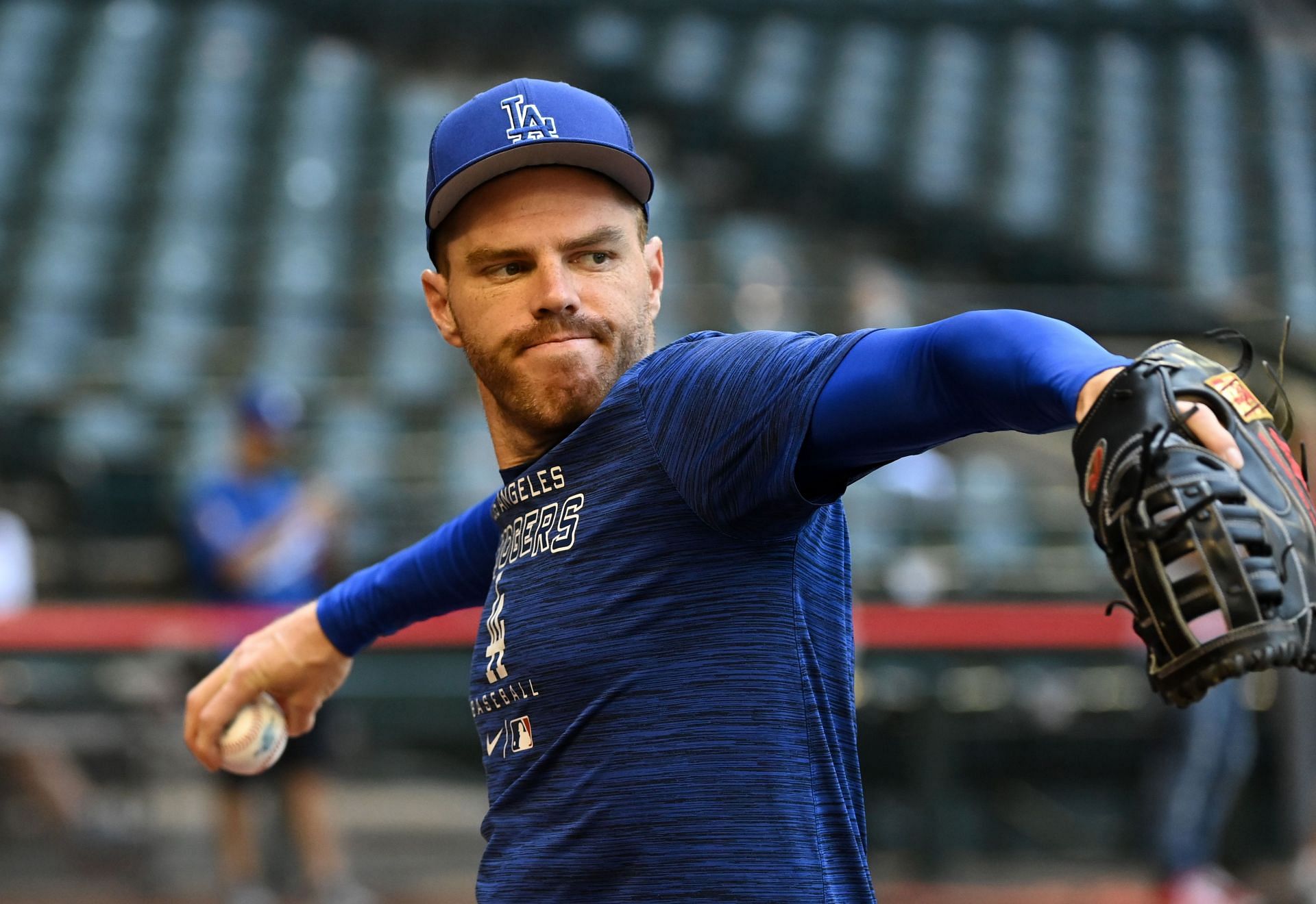 Freddie Freeman in fielding practice