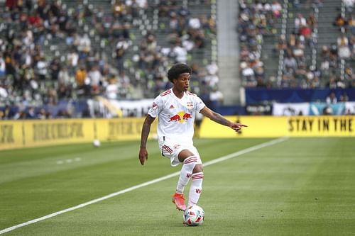 New York Red Bulls will face Portland Timbers in the MLS.