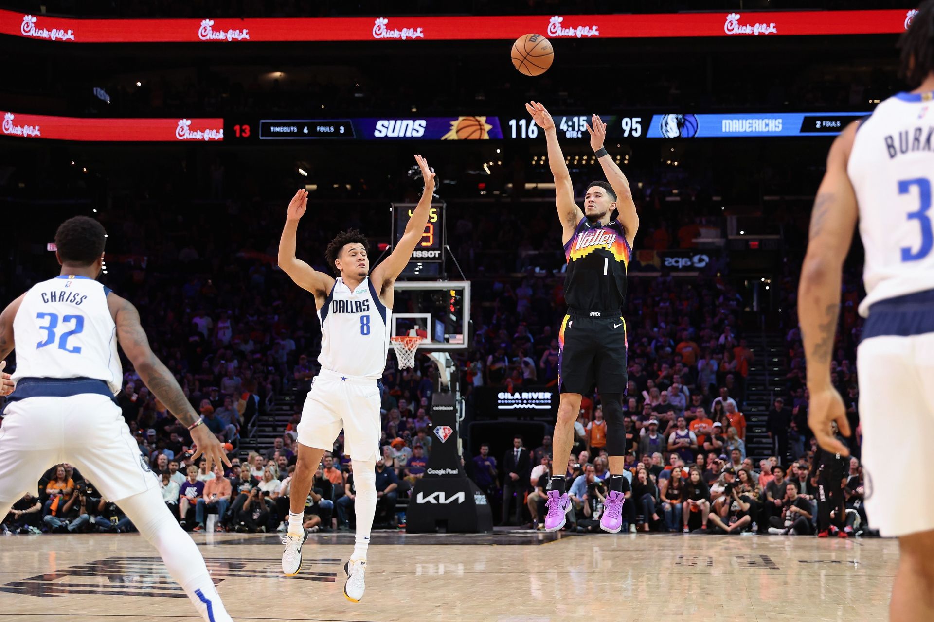 Dallas Mavericks v Phoenix Suns - Game Two