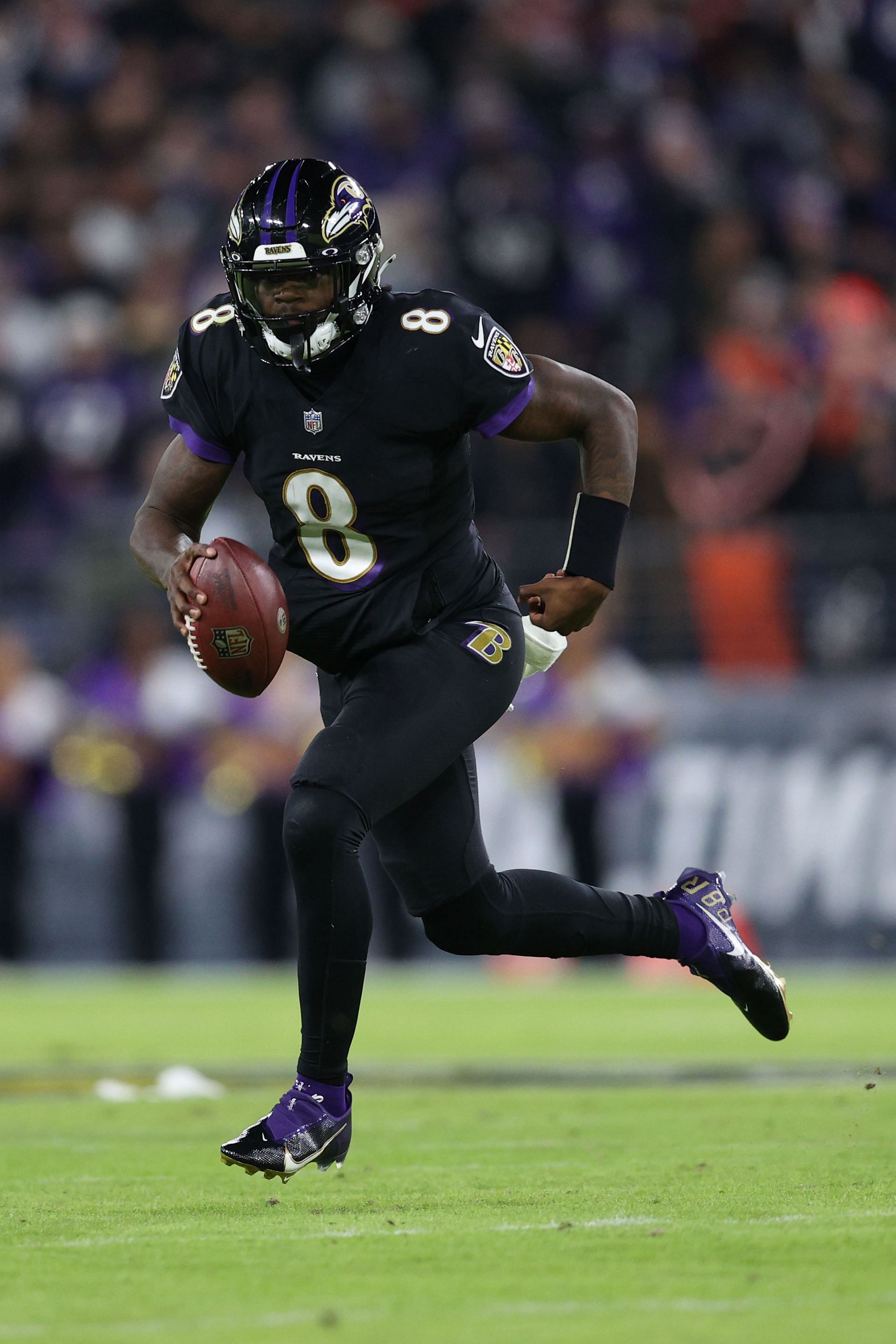 Former NFL star on Lamar Jackson's contract issues