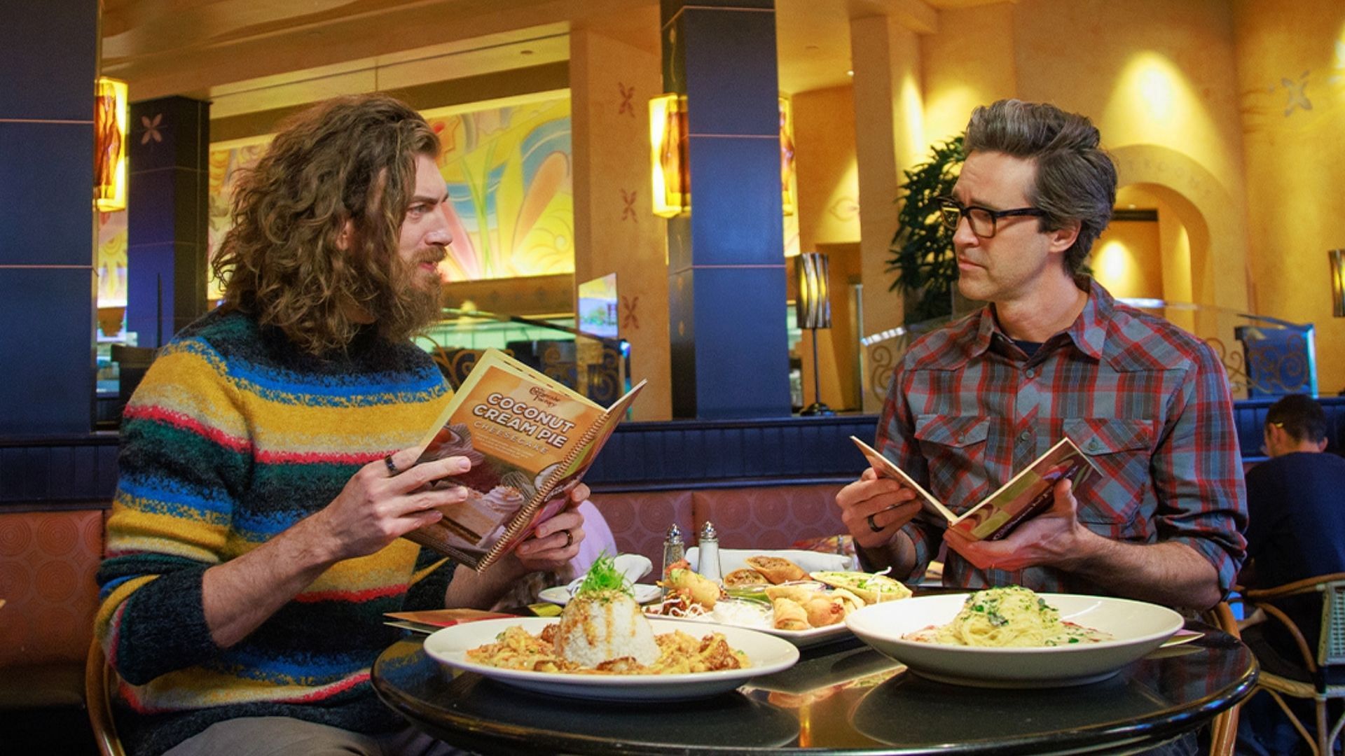 Inside Eats with Rhett &amp; Link explore The Cheesecake Factory (Image via @Cheesecake/Twitter)