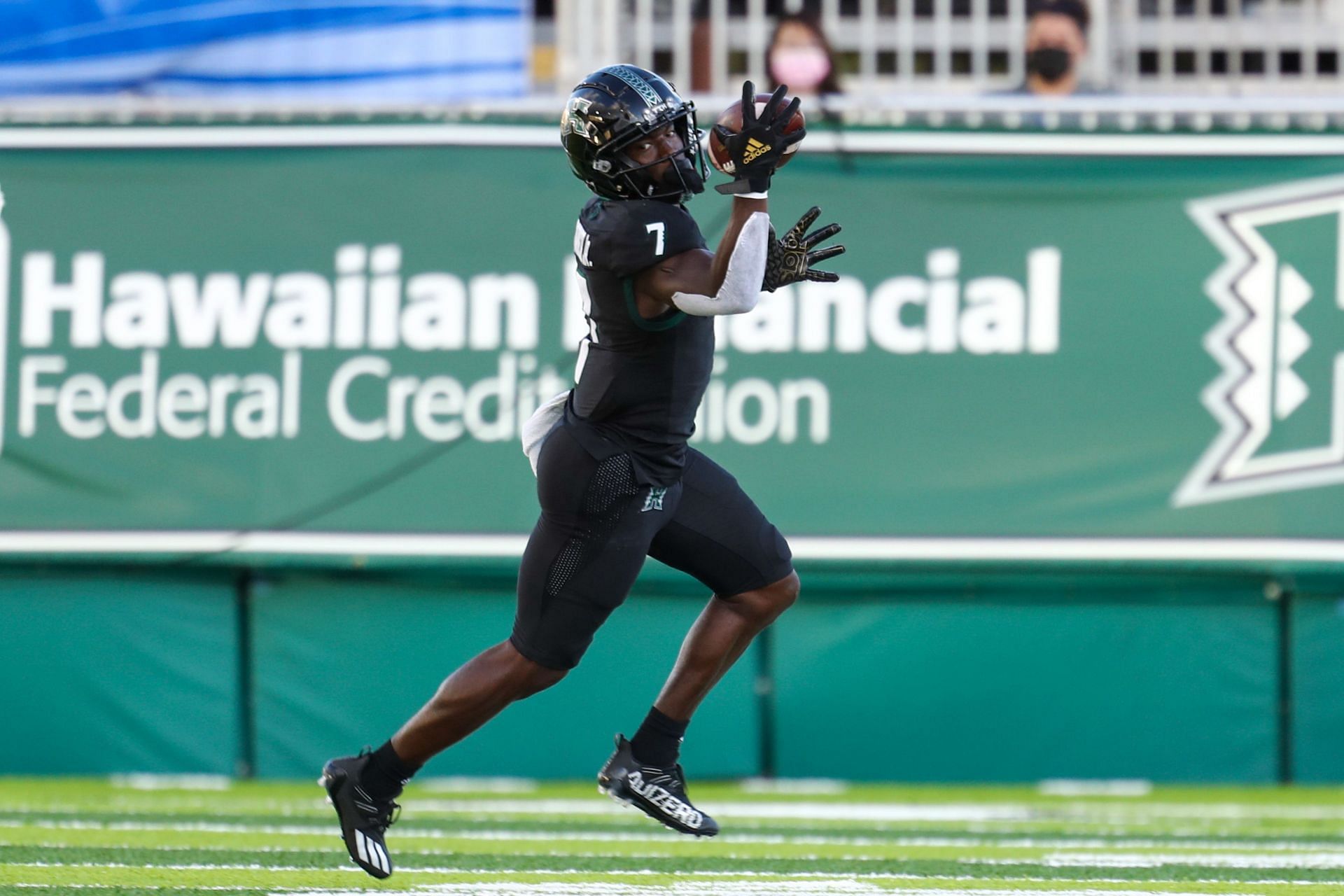 Hawaii Rainbow Warriors Calvin Turner Jr.