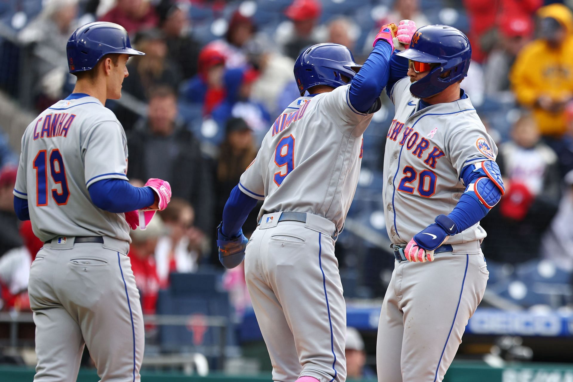 When your husband is up to bat, send tequila - New York Mets first baseman Pete  Alonso's wife quipped about needing liquor to beat the stress during NL  Wild Card Series