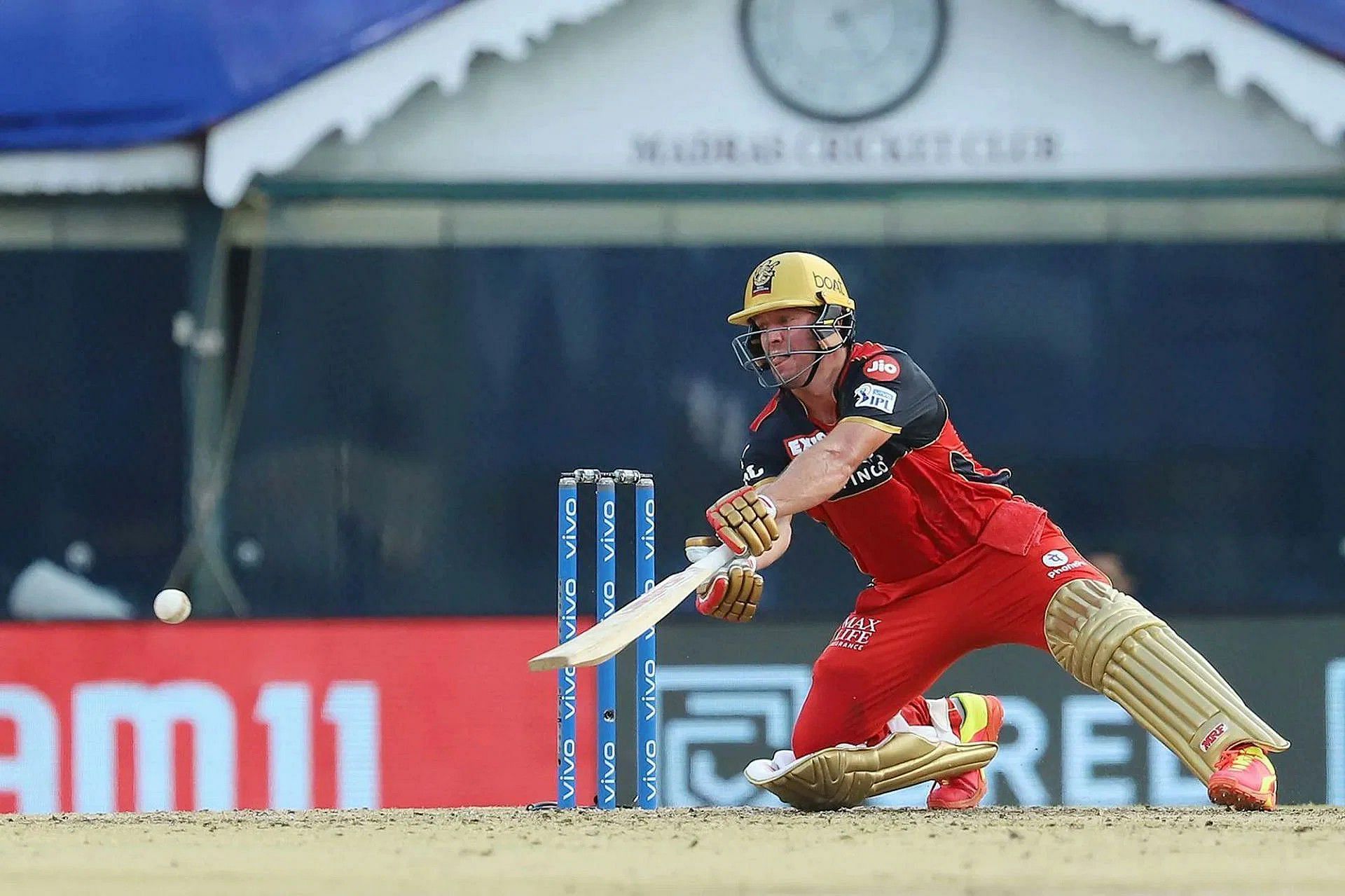 AB de Villiers scored 82 off 42 vs SRH in 2016