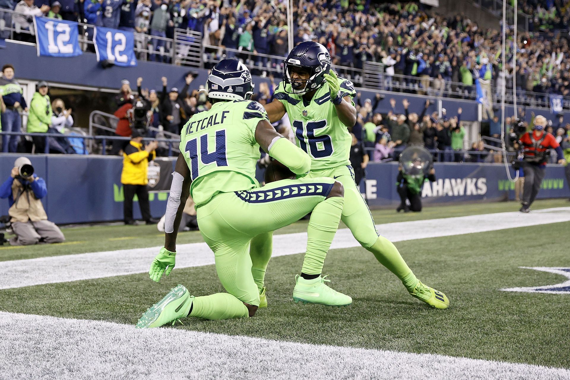 Seattle Seahawks DK Metcalf and Tyler Lockett