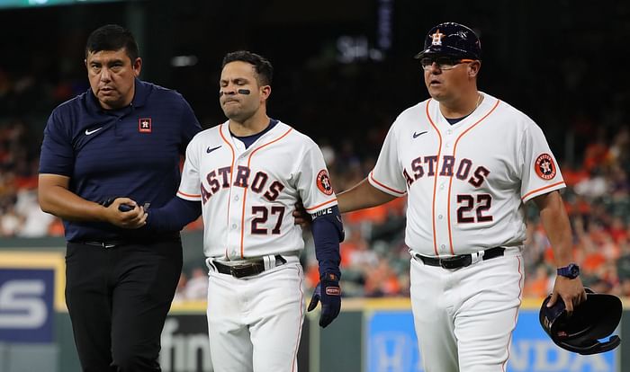 Collision dislocates Jose Altuve's jaw 