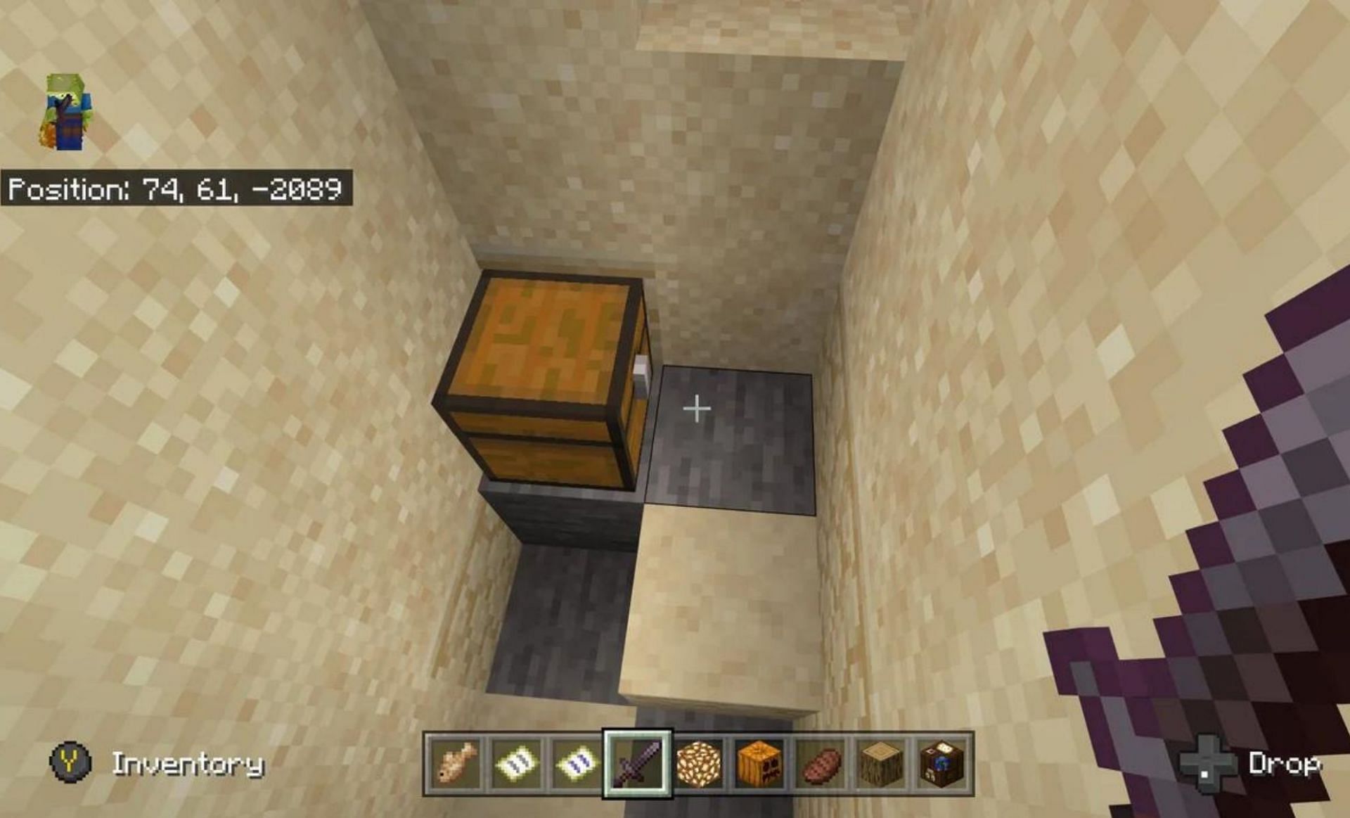 Treasure chest (Image via Mojang)