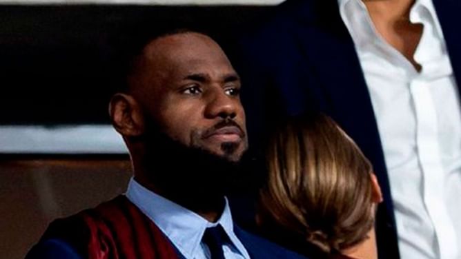 NBA News Roundup: LeBron James among stars in attendance for UCL Final, Stephen A Smith makes his pick between Kevin Durant and Steph Curry, and more | May 29th, 2022