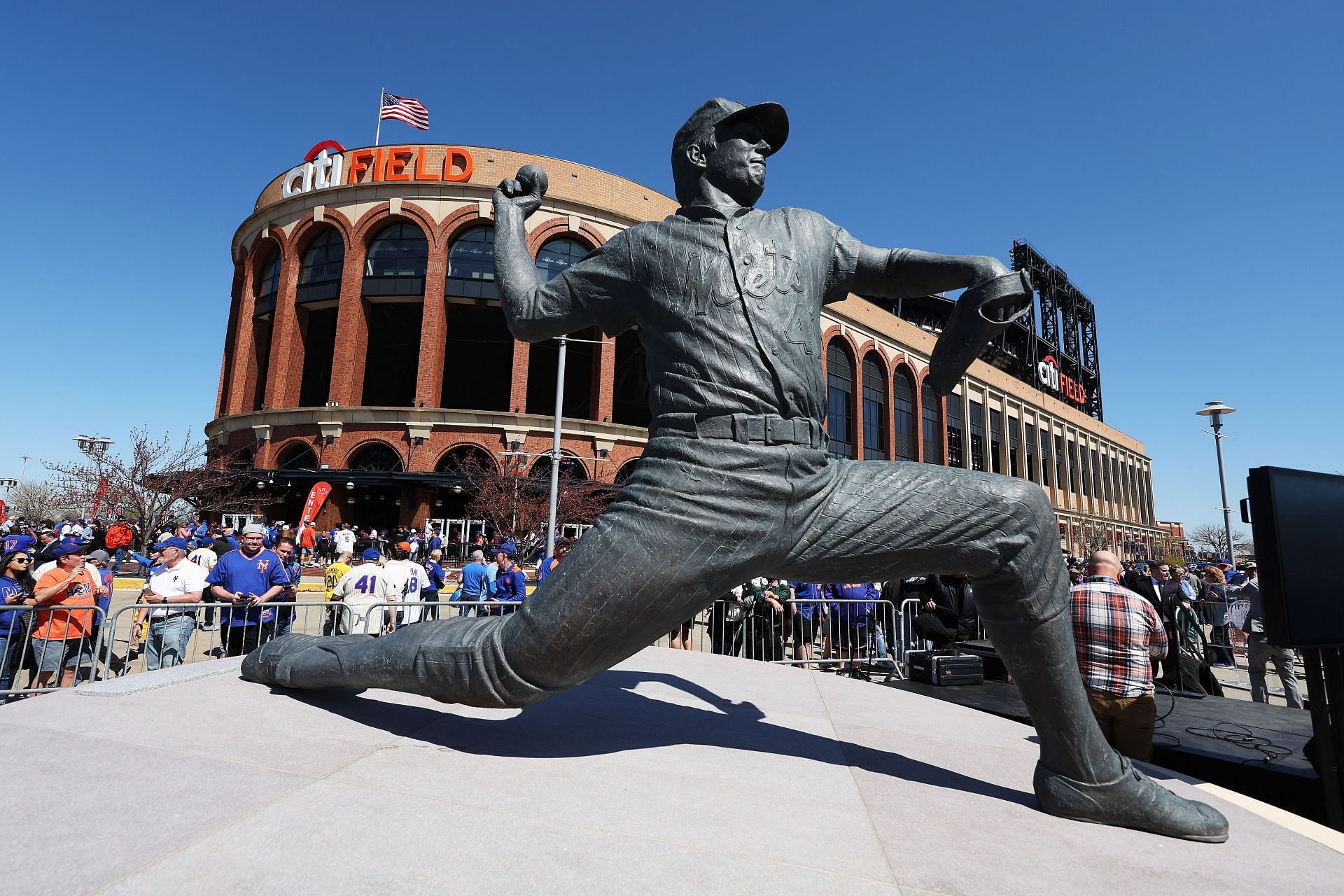 The Tom Seaver statue