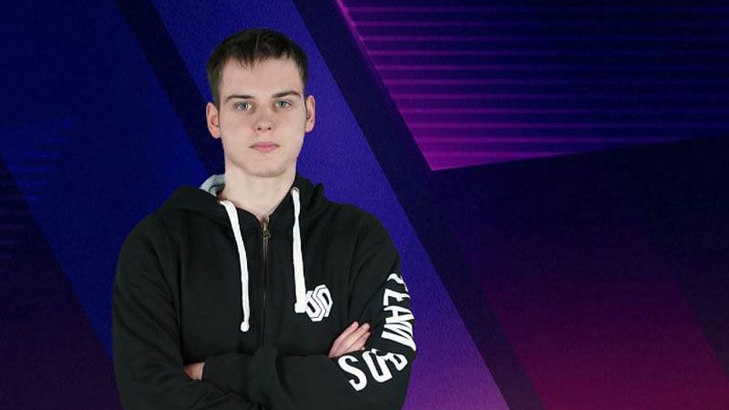 M0nkey M00n is an amazing player with an incredible amount of wins under his belt (Image via mokokil.com)