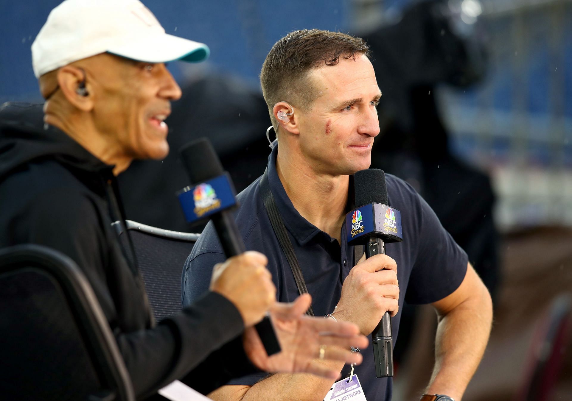 Brees alongside former NFL HC Tony Dungy for NBC Sports