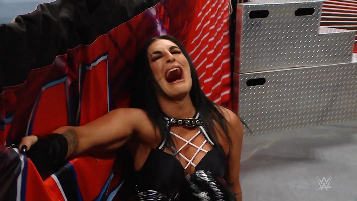 Sonya Deville recently faced Alexa Bliss on this week&#039;s episode of Monday Night RAW.