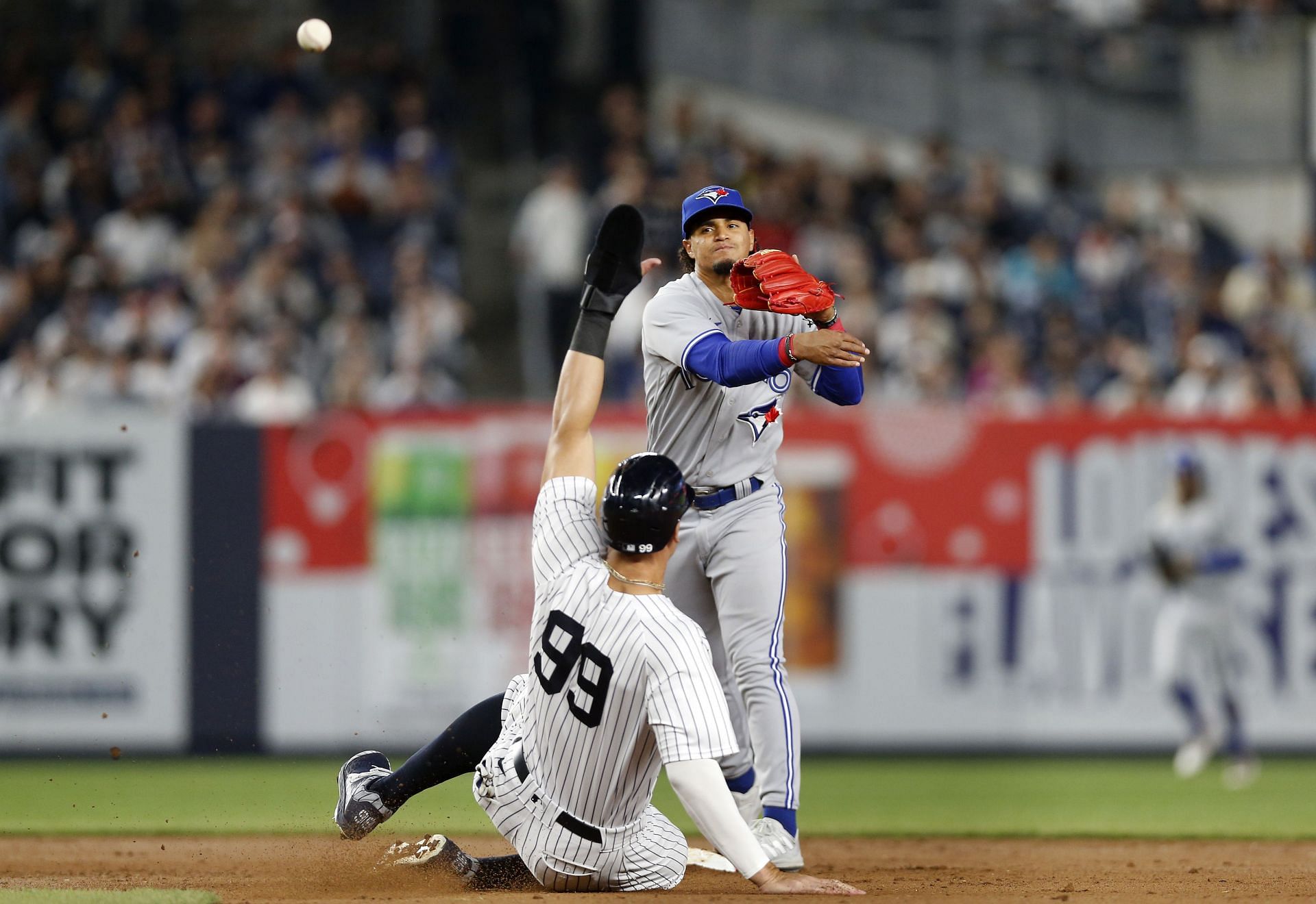 The Toronto Blue Jays and New York Yankees square off Monday in the MLB.