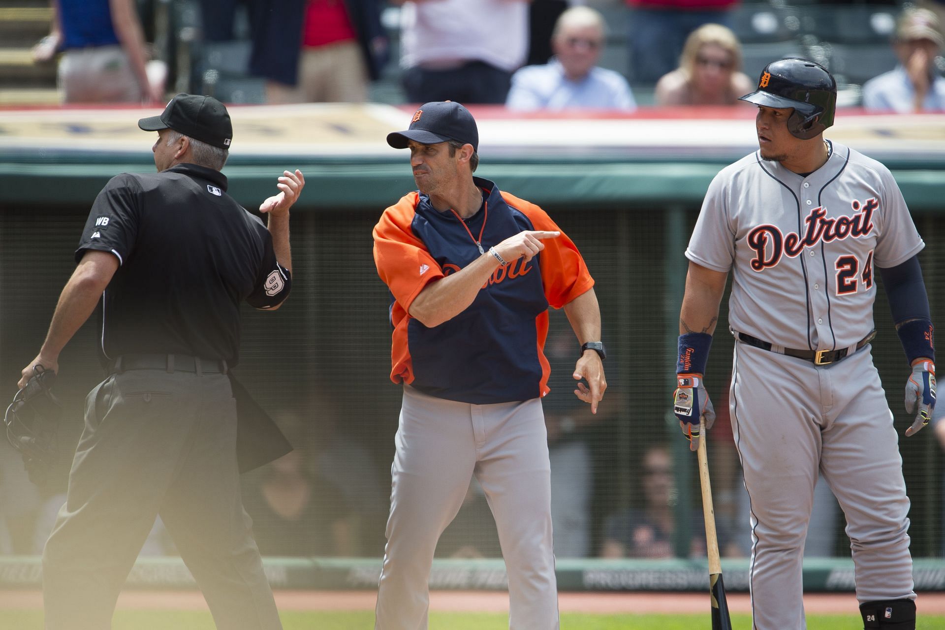Home plate umpire Tim Timmons #95 ejects manager Brad Ausmus #7