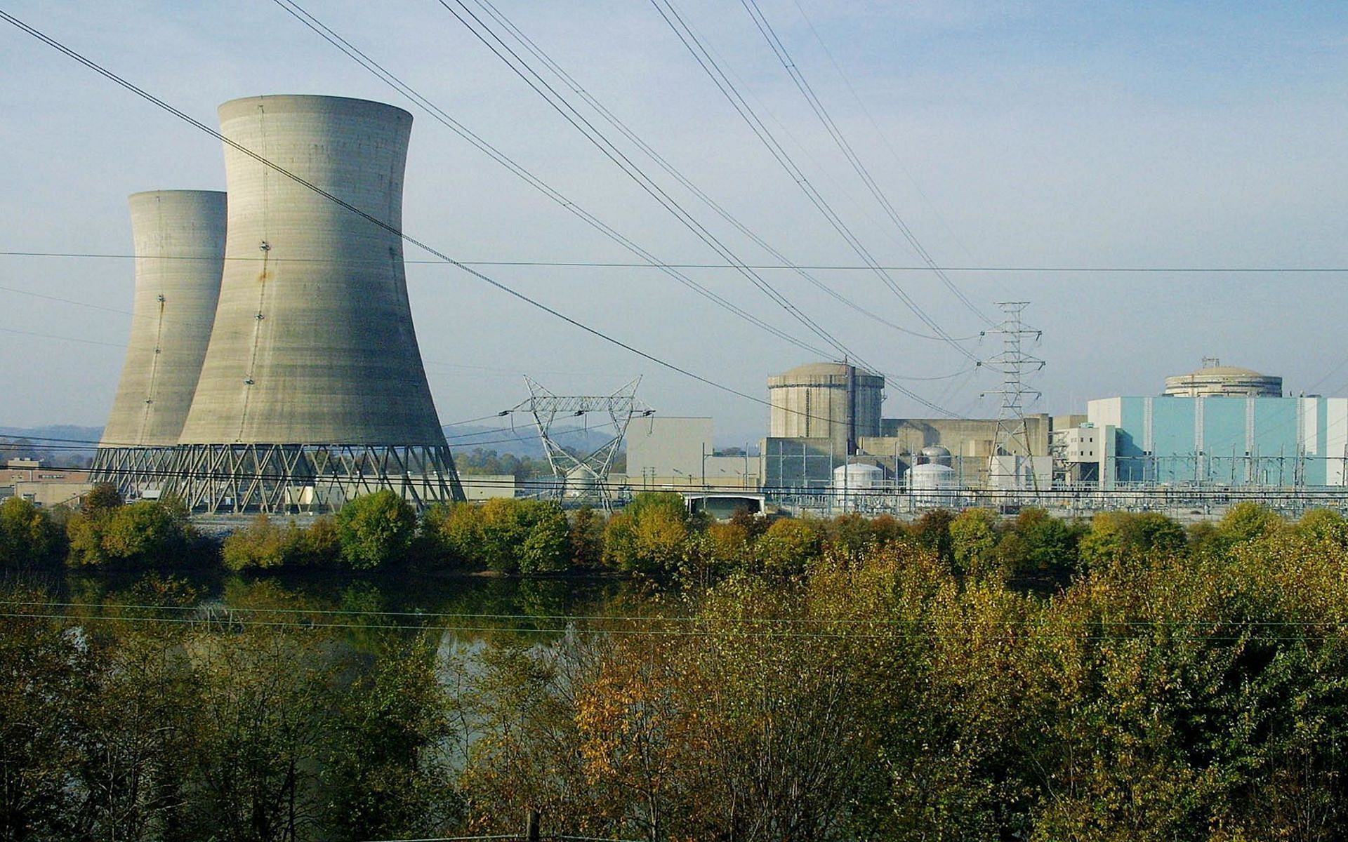 The nuclear plant at the Three Mile Island (Image via Getty Images)
