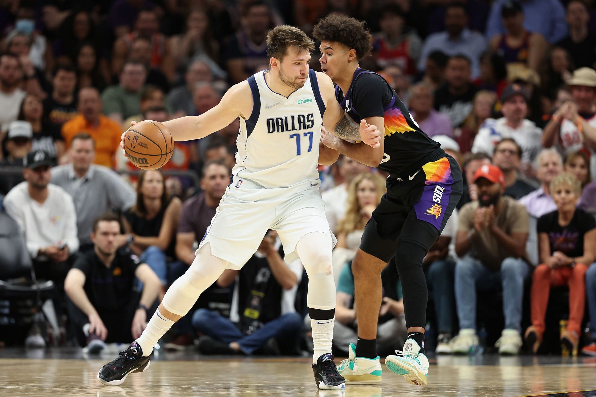 The Mavericks suffered a 30-point blowout loss in Game 5