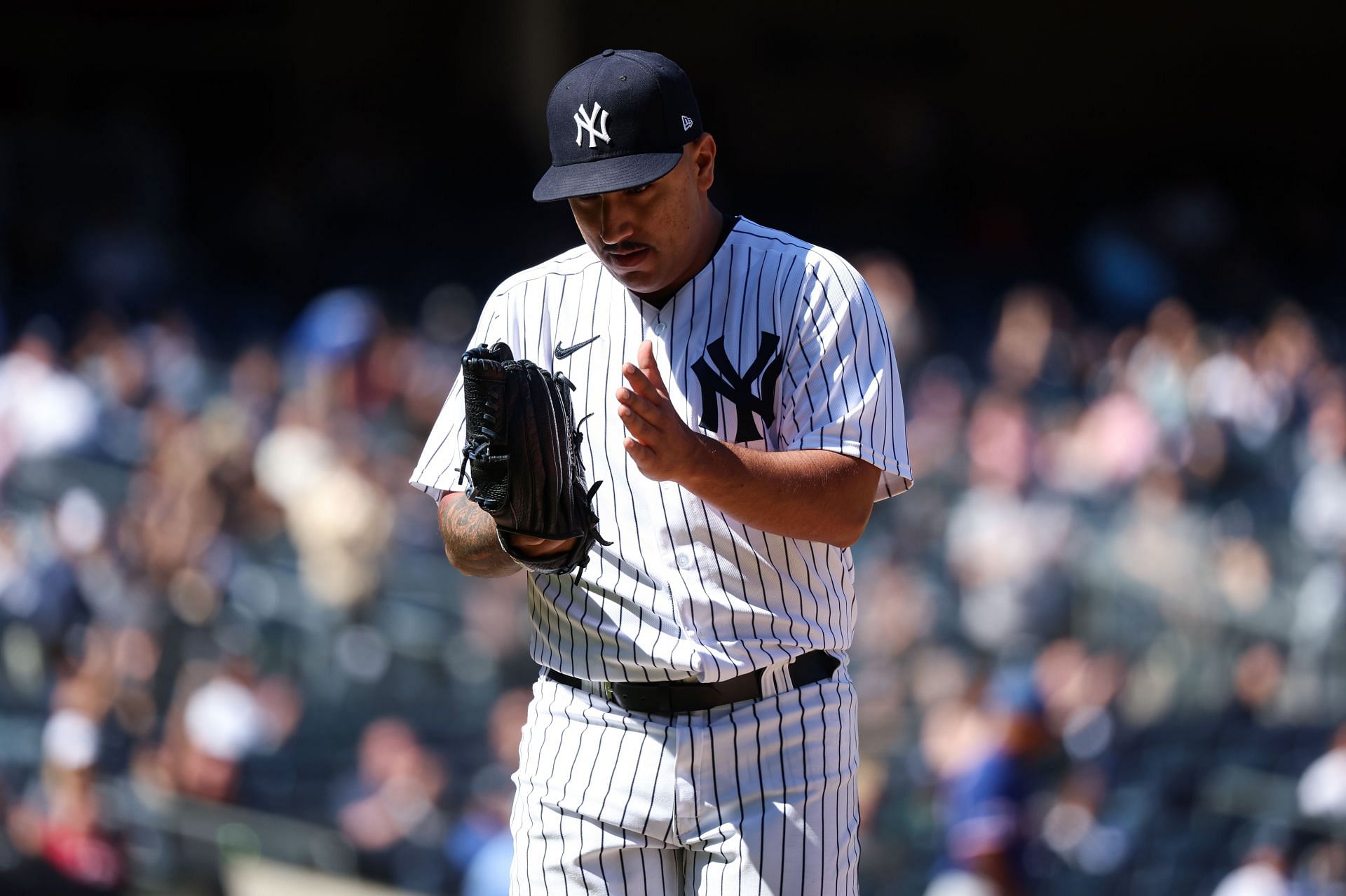 Or… a slow one? 🤣 #nestorcortes #pitching #windup #baseball #yankees , Nestor  Cortes Jr.