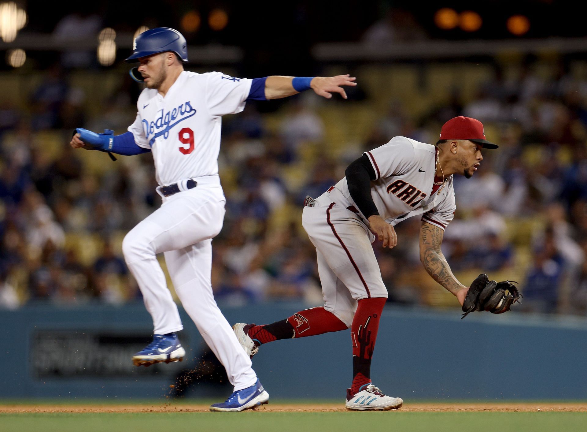 Los Angeles Dodgers at Arizona Diamondbacks odds, picks & predictions