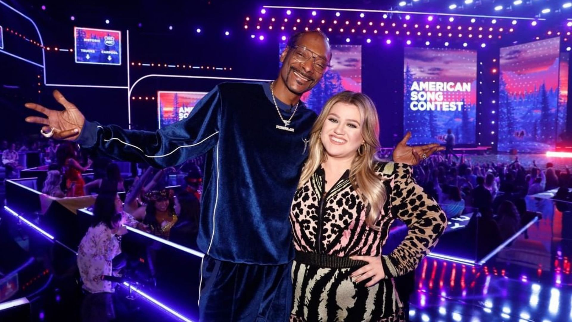 American Song Contest hosts Snoop Dogg and Kelly Clarkson (Image via kellyclarkson/Instagram)