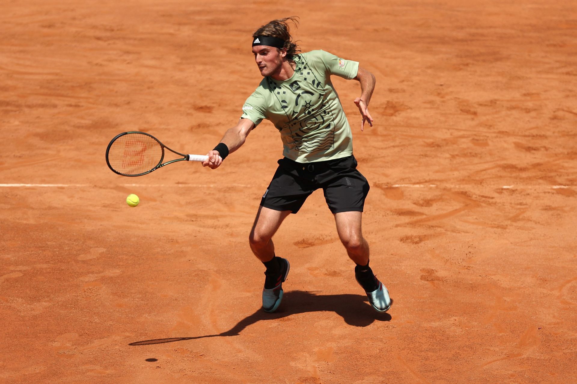 Stefanos Tsitsipas will look to get his fourth victory over Jannik Sinner