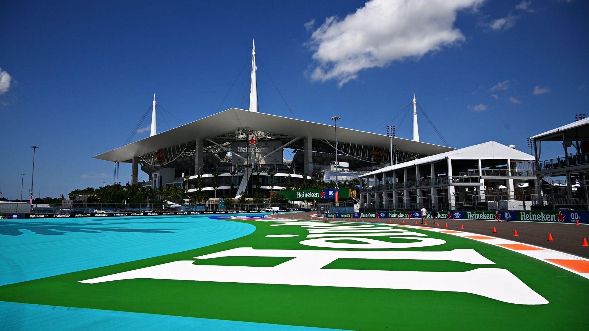 The Hard Rock Stadium around which the Miami GP circuit has been constructed (Image source: Twitter/@F1)