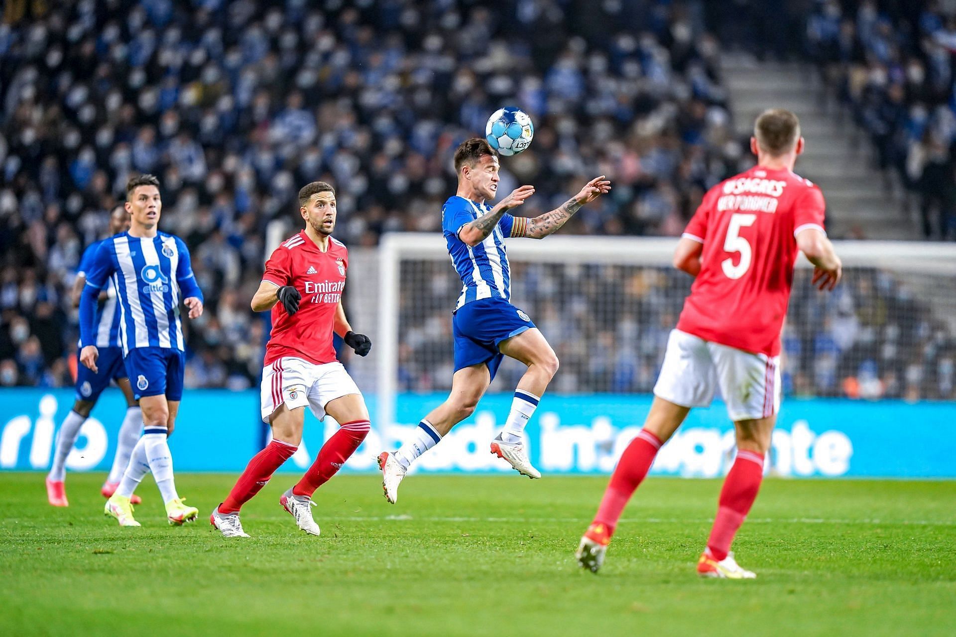Porto can capture the league title with a win against Benfica on Saturday