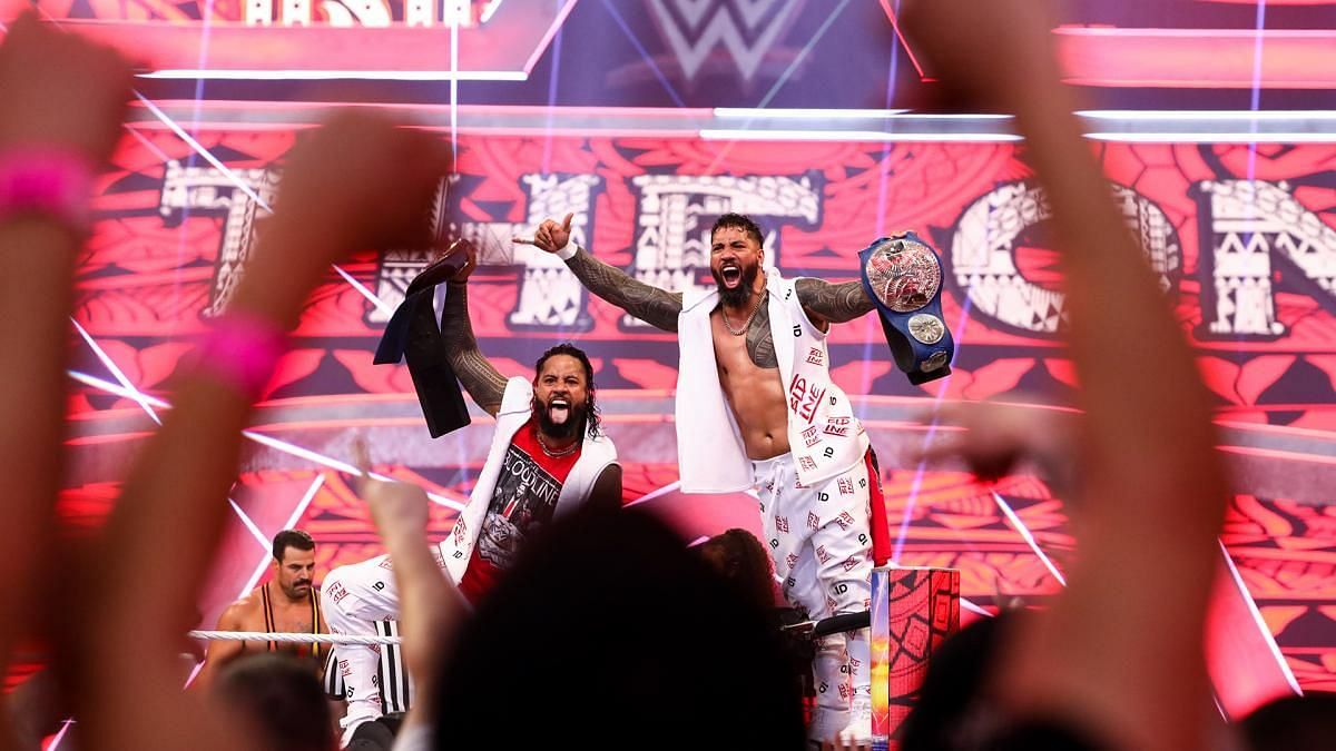 The Usos defeated RK-Bro to become the undisputed WWE Tag Team Champions