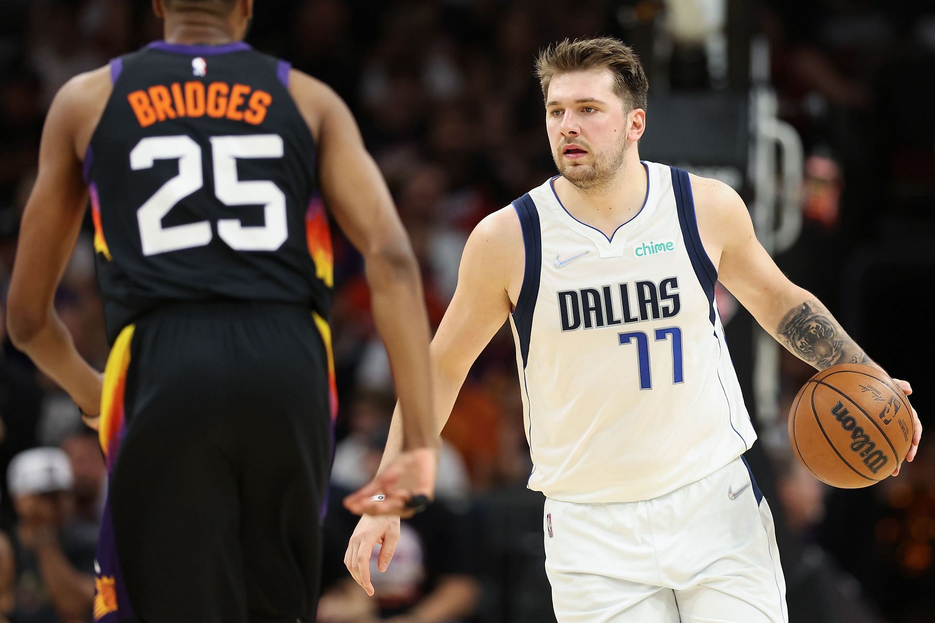 Dallas Mavericks v Phoenix Suns - Game Five