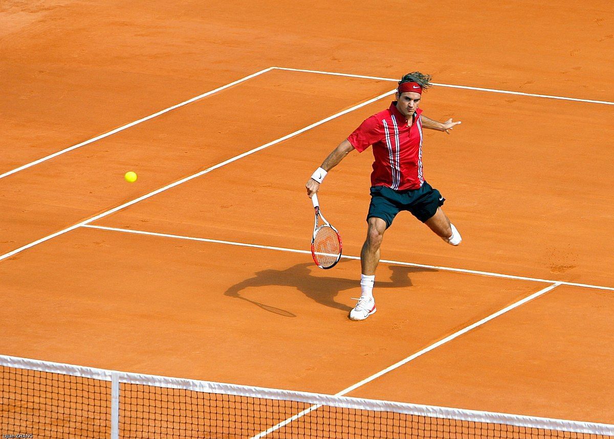 फेडरर अगर टेनिस कोर्ट पर वापसी कर पहले की तरह खेल पाएं तो कॉनर्स को पीछे छोड़ सकते हैं।